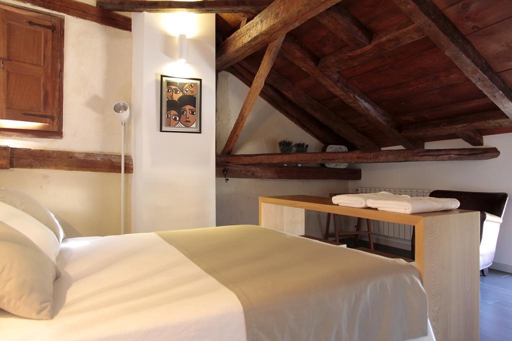 Emebed Posada Кастрохерис Номер фото