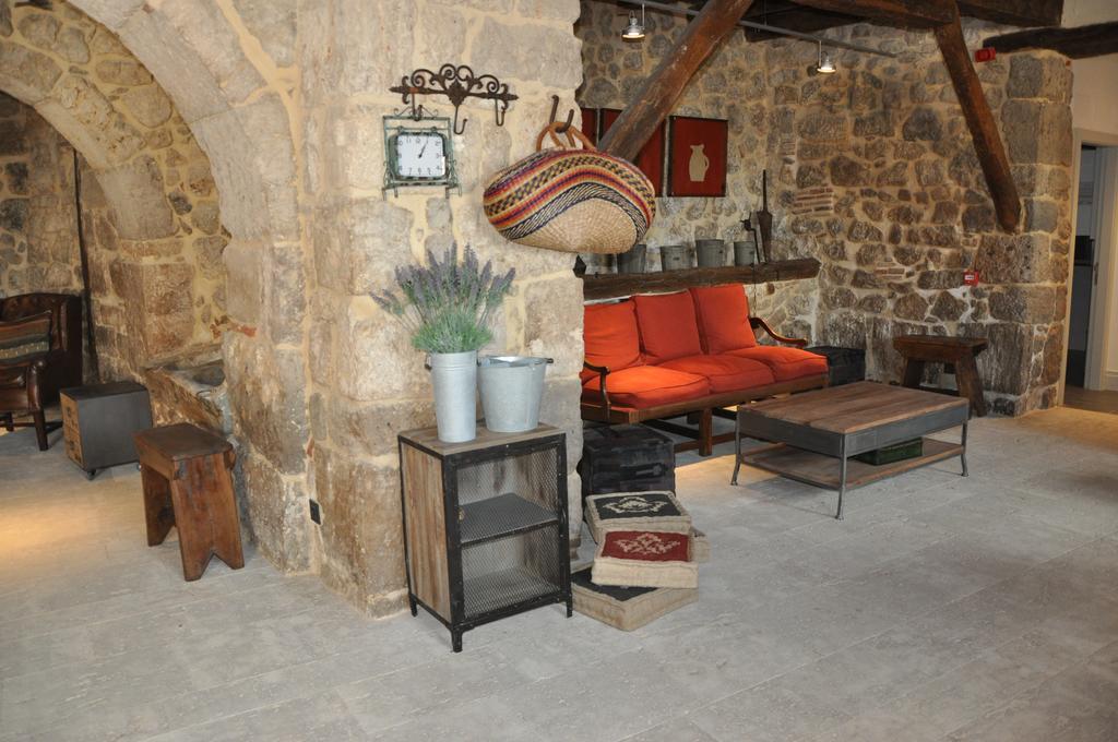 Emebed Posada Кастрохерис Экстерьер фото